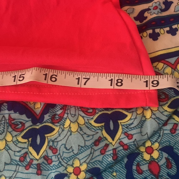 Oakley Red T-shirt, soft size medium - Picture 7 of 7